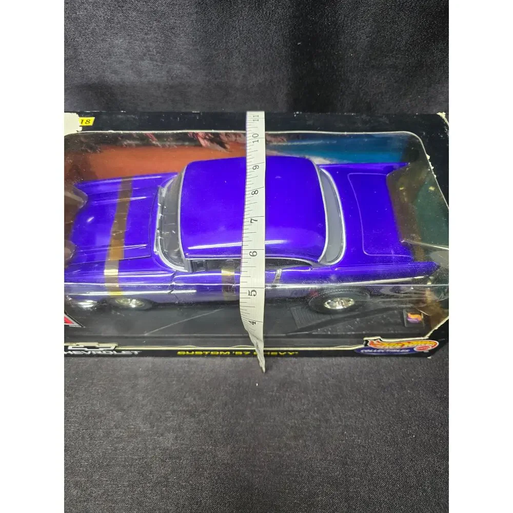 Hot Wheels Collectible Purple Chevrolet Custom '57 Chevy MT0897 1:18 Diecast Car